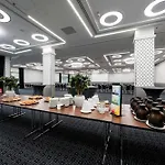 Radisson Blu Conference Hotel, 4* Düsseldorf