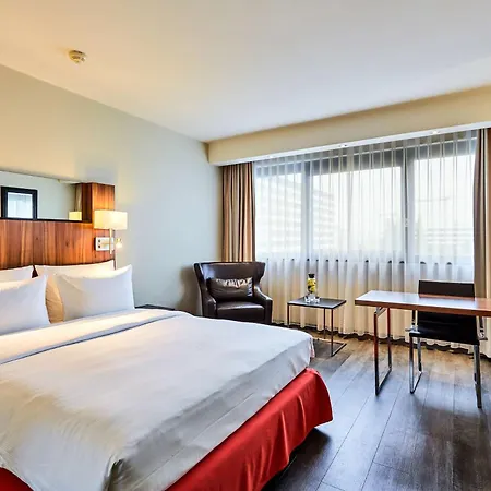Radisson Blu Conference Hotel, 4*