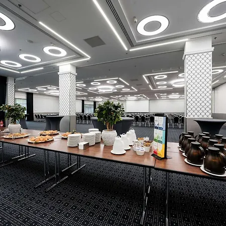 Radisson Blu Conference Hotel, Ξενοδοχείο Ντίσελντορφ