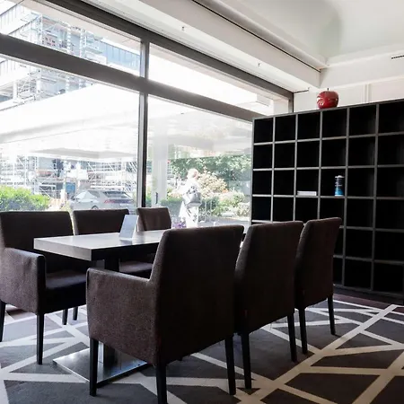 Hotel Radisson Blu Conference Hotel, 4*