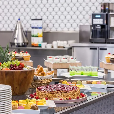 Radisson Blu Conference Hotel, Hotell 4*