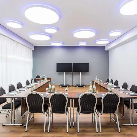 Hotell Radisson Blu Conference Hotel, 4*