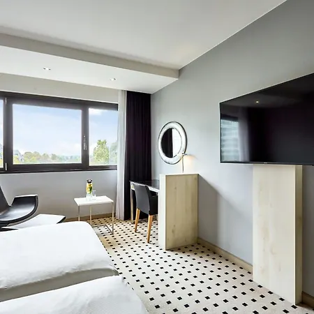 Hotel Radisson Blu Conference Hotel, 4*