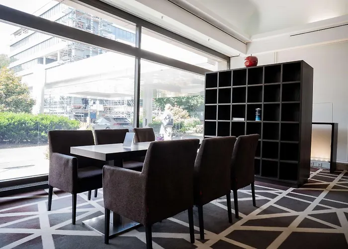 Hotel Radisson Blu Conference Hotel, 4*