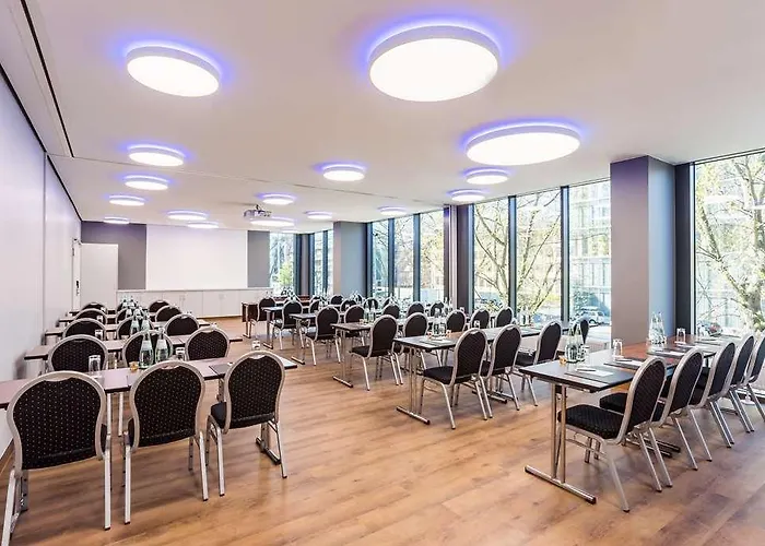Radisson Blu Conference Hotel, Hotel