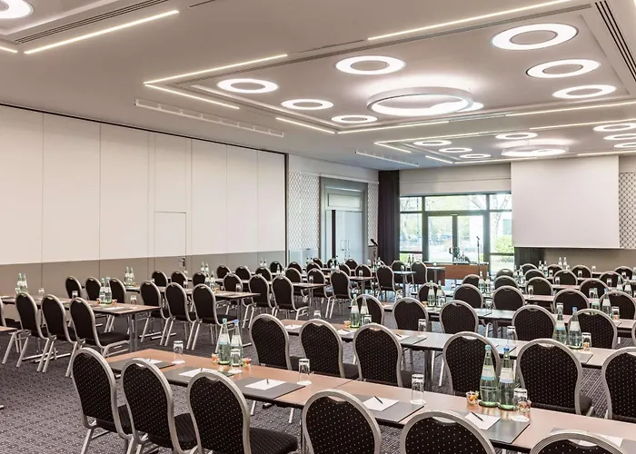 Radisson Blu Conference Hotel, 호텔