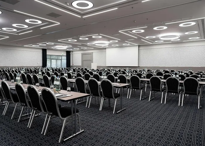 Radisson Blu Conference Hotel, 4* 뒤셀도르프